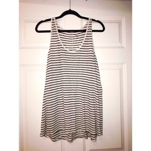 Black and white tank XXL